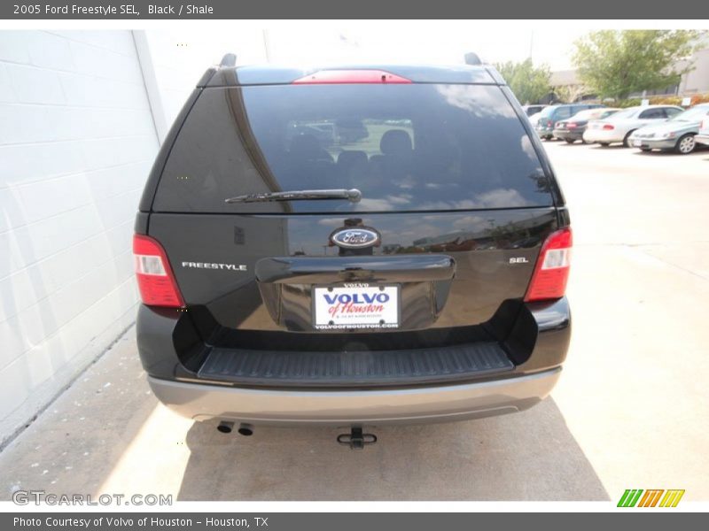 Black / Shale 2005 Ford Freestyle SEL