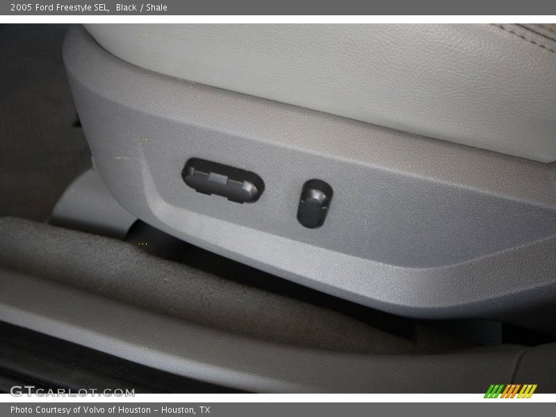 Black / Shale 2005 Ford Freestyle SEL