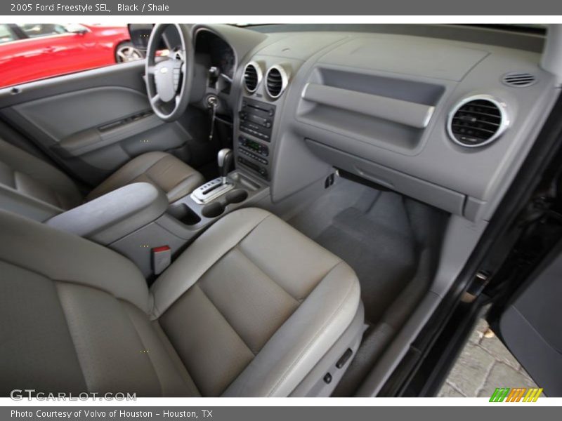Black / Shale 2005 Ford Freestyle SEL