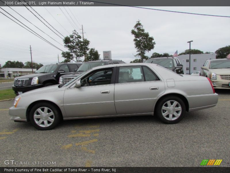 Light Platinum Metallic / Titanium 2006 Cadillac DTS