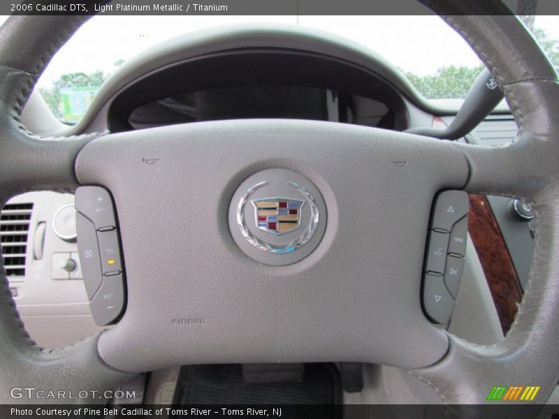 Light Platinum Metallic / Titanium 2006 Cadillac DTS