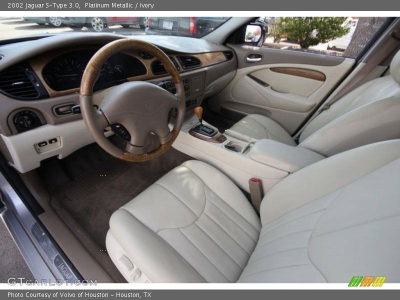  2002 S-Type 3.0 Ivory Interior