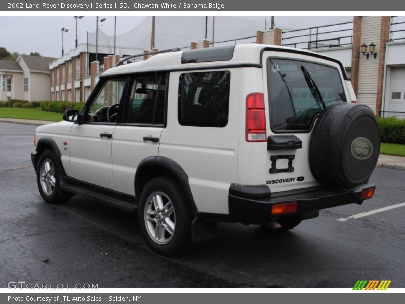 Chawton White / Bahama Beige 2002 Land Rover Discovery II Series II SD