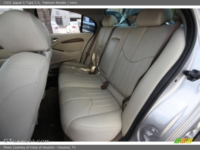  2002 S-Type 3.0 Ivory Interior