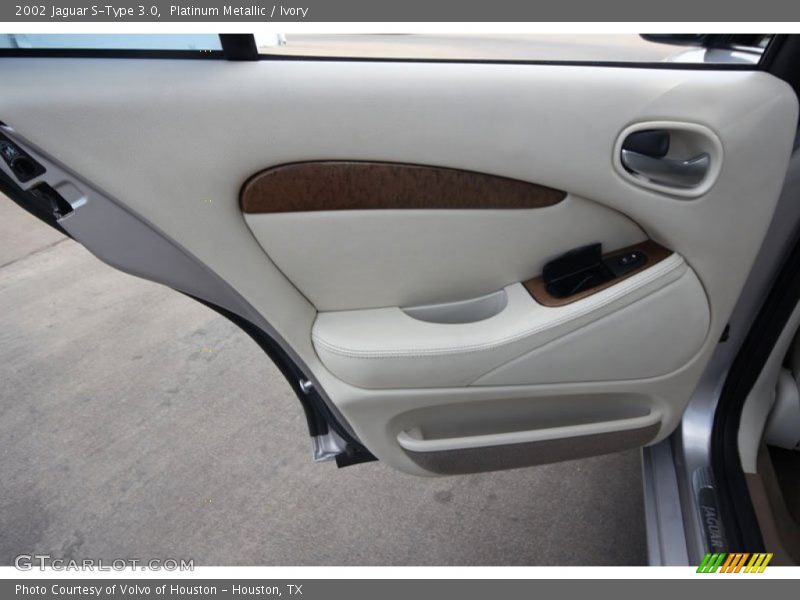 Door Panel of 2002 S-Type 3.0