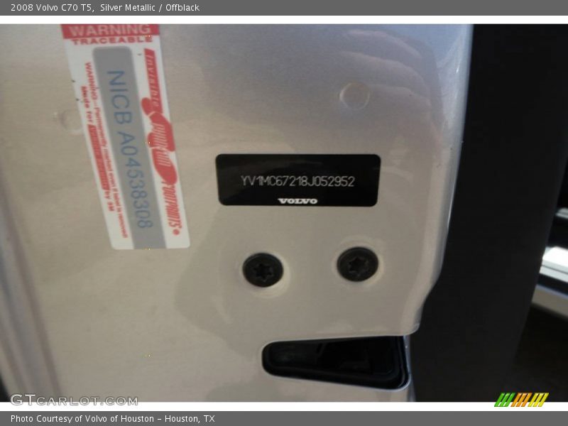 Silver Metallic / Offblack 2008 Volvo C70 T5