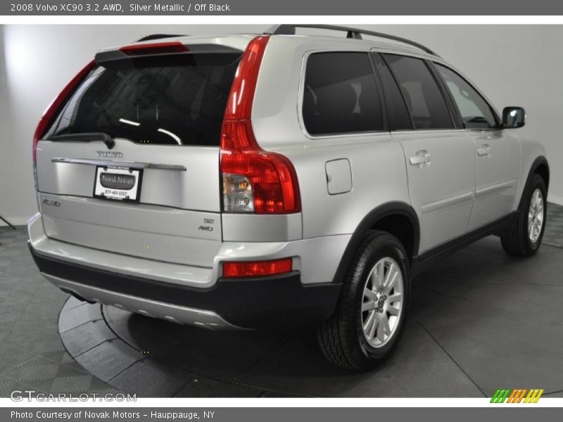 Silver Metallic / Off Black 2008 Volvo XC90 3.2 AWD