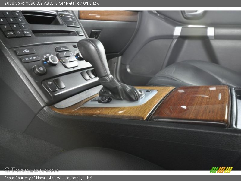 Silver Metallic / Off Black 2008 Volvo XC90 3.2 AWD