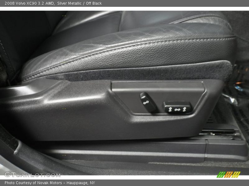 Silver Metallic / Off Black 2008 Volvo XC90 3.2 AWD