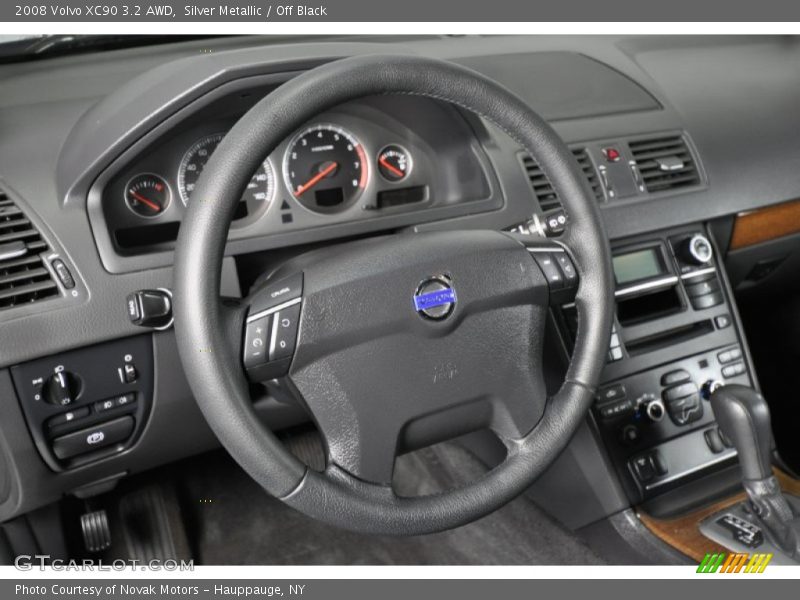 Silver Metallic / Off Black 2008 Volvo XC90 3.2 AWD
