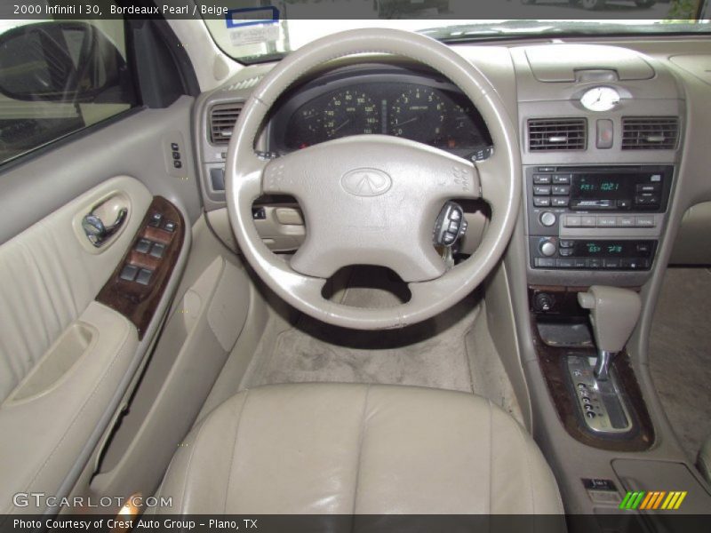 Bordeaux Pearl / Beige 2000 Infiniti I 30