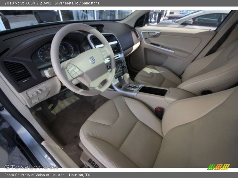  2010 XC60 3.2 AWD Sandstone Interior