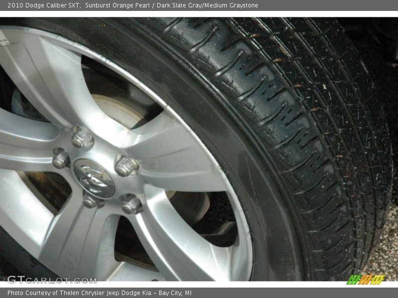 Sunburst Orange Pearl / Dark Slate Gray/Medium Graystone 2010 Dodge Caliber SXT