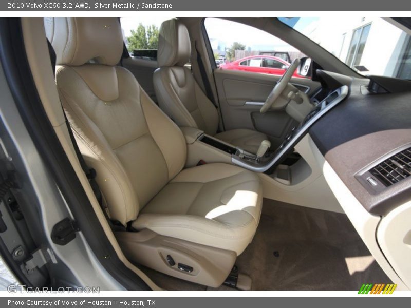 Silver Metallic / Sandstone 2010 Volvo XC60 3.2 AWD