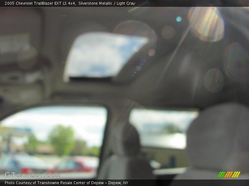 Silverstone Metallic / Light Gray 2005 Chevrolet TrailBlazer EXT LS 4x4