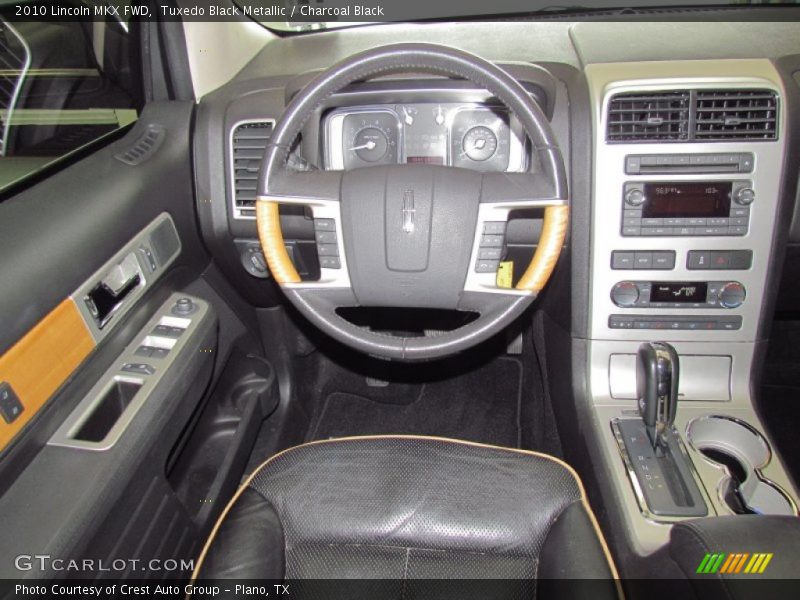 Tuxedo Black Metallic / Charcoal Black 2010 Lincoln MKX FWD