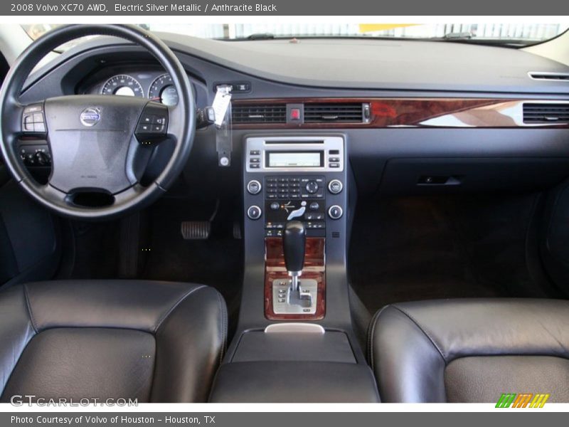 Electric Silver Metallic / Anthracite Black 2008 Volvo XC70 AWD