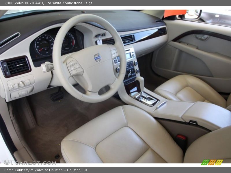 Ice White / Sandstone Beige 2008 Volvo XC70 AWD