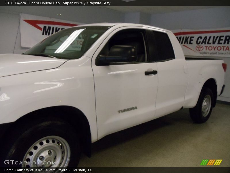 Super White / Graphite Gray 2010 Toyota Tundra Double Cab