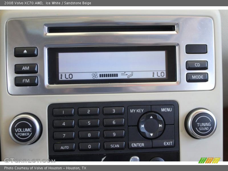 Ice White / Sandstone Beige 2008 Volvo XC70 AWD