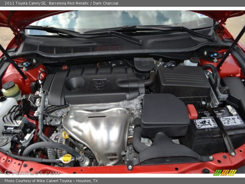 Barcelona Red Metallic / Dark Charcoal 2011 Toyota Camry SE