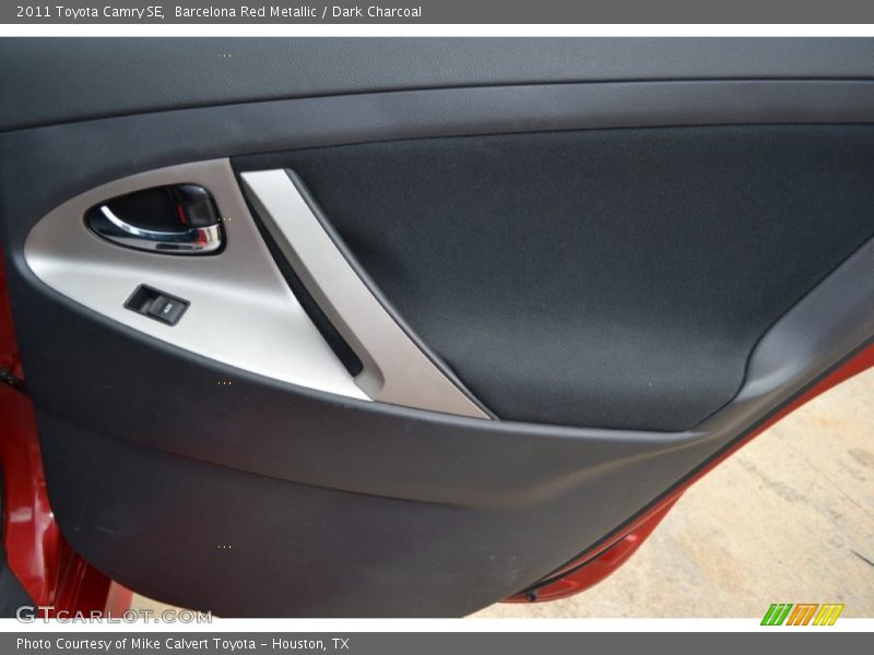 Barcelona Red Metallic / Dark Charcoal 2011 Toyota Camry SE
