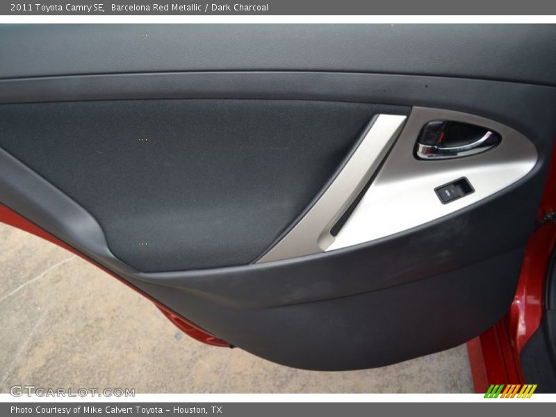 Barcelona Red Metallic / Dark Charcoal 2011 Toyota Camry SE