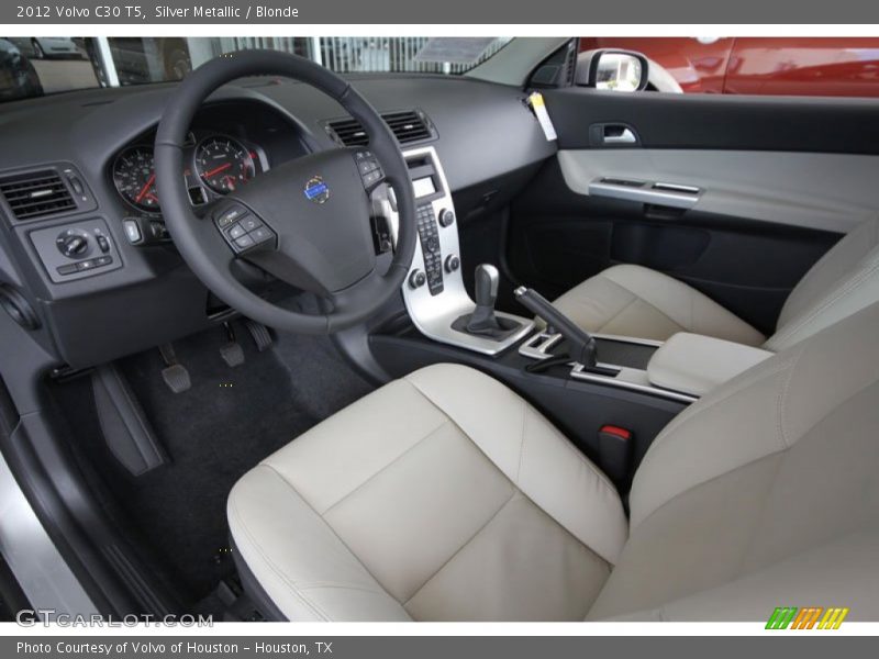  2012 C30 T5 Blonde Interior