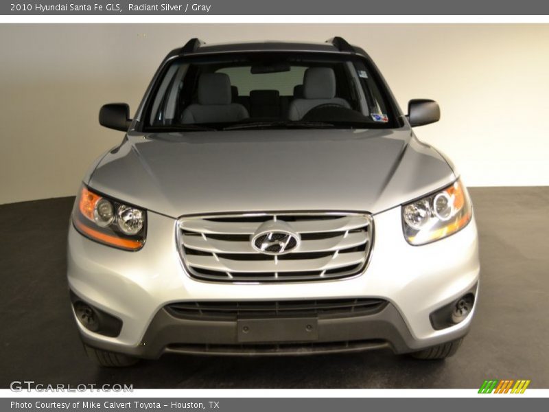Radiant Silver / Gray 2010 Hyundai Santa Fe GLS
