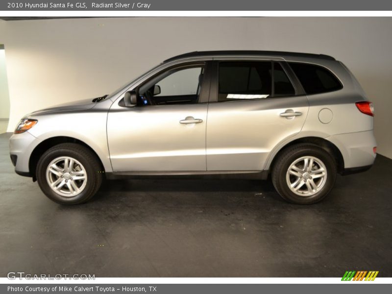 Radiant Silver / Gray 2010 Hyundai Santa Fe GLS