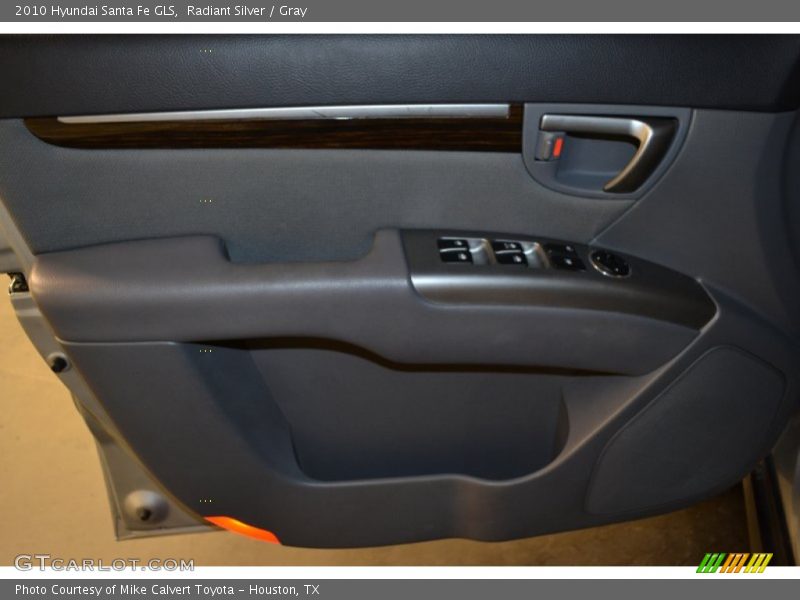 Radiant Silver / Gray 2010 Hyundai Santa Fe GLS