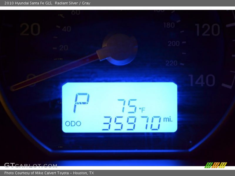 Radiant Silver / Gray 2010 Hyundai Santa Fe GLS