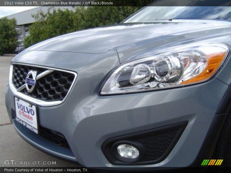 Chameleon Blue Metallic / Off Black/Blonde 2012 Volvo C30 T5