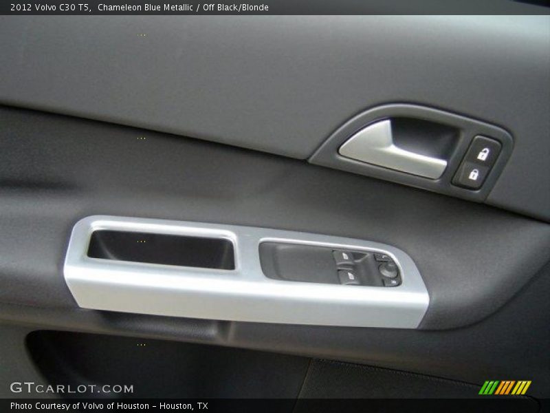 Chameleon Blue Metallic / Off Black/Blonde 2012 Volvo C30 T5