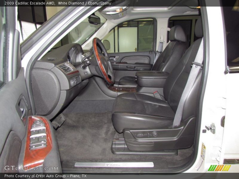 White Diamond / Ebony/Ebony 2009 Cadillac Escalade AWD