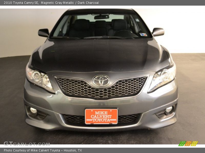 Magnetic Gray Metallic / Dark Charcoal 2010 Toyota Camry SE