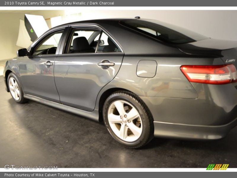 Magnetic Gray Metallic / Dark Charcoal 2010 Toyota Camry SE
