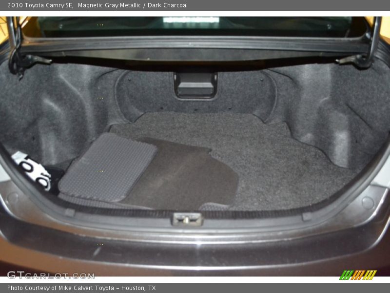 Magnetic Gray Metallic / Dark Charcoal 2010 Toyota Camry SE