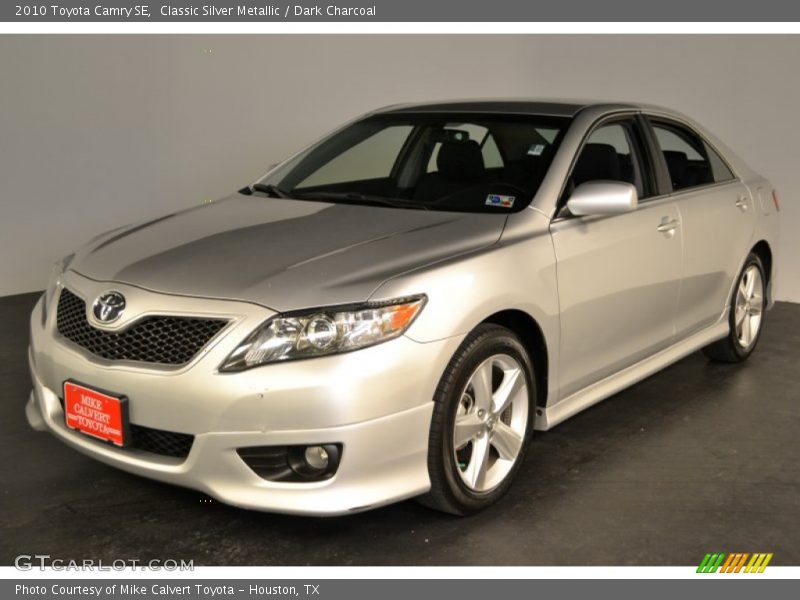 Classic Silver Metallic / Dark Charcoal 2010 Toyota Camry SE