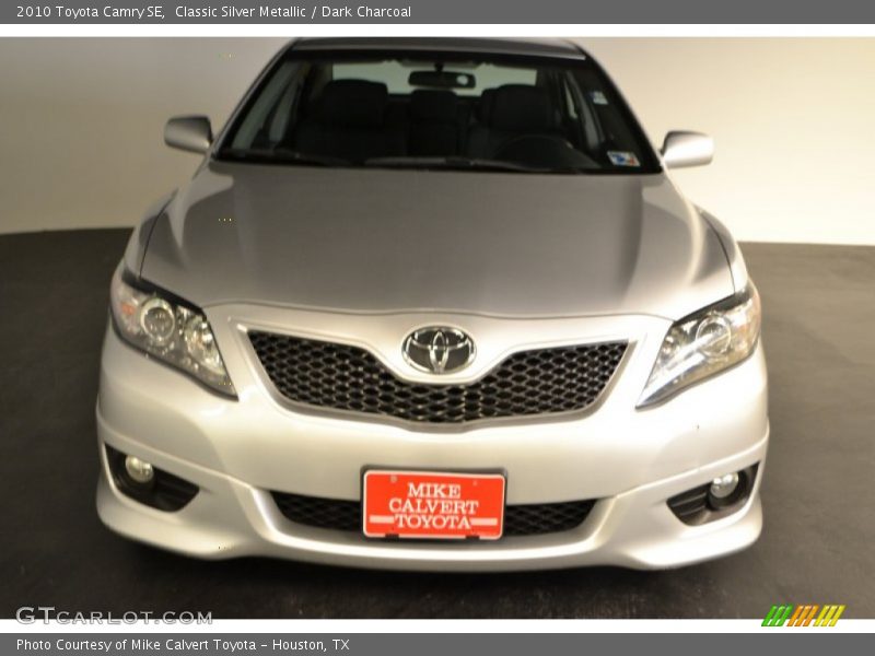 Classic Silver Metallic / Dark Charcoal 2010 Toyota Camry SE