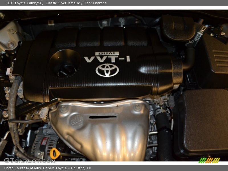 Classic Silver Metallic / Dark Charcoal 2010 Toyota Camry SE