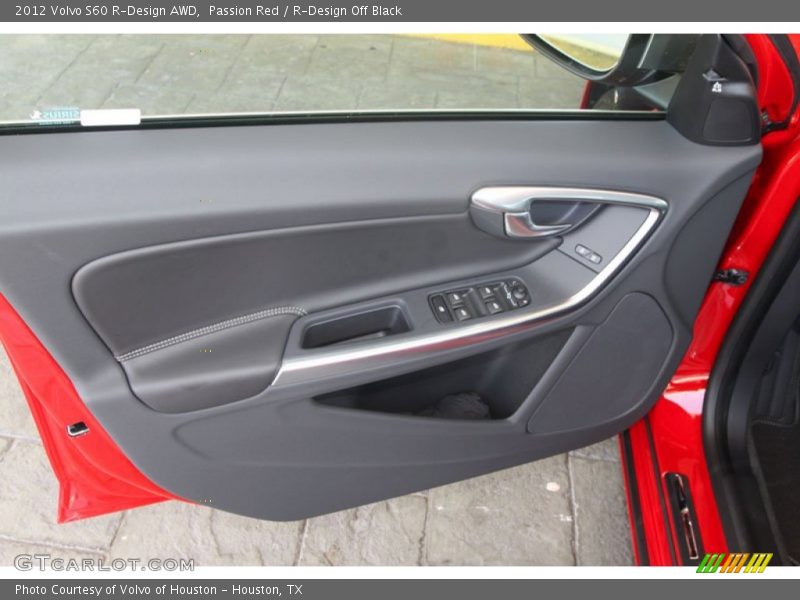 Door Panel of 2012 S60 R-Design AWD