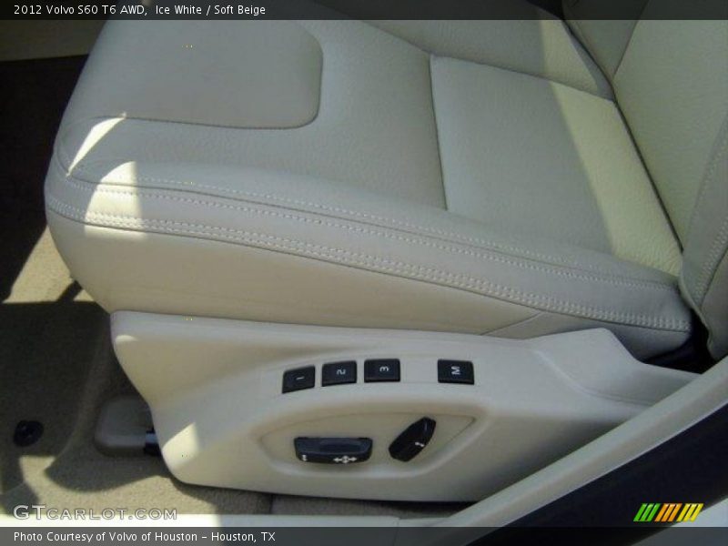 Ice White / Soft Beige 2012 Volvo S60 T6 AWD
