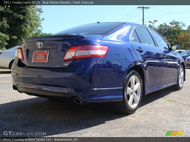 Blue Ribbon Metallic / Dark Charcoal 2011 Toyota Camry SE V6