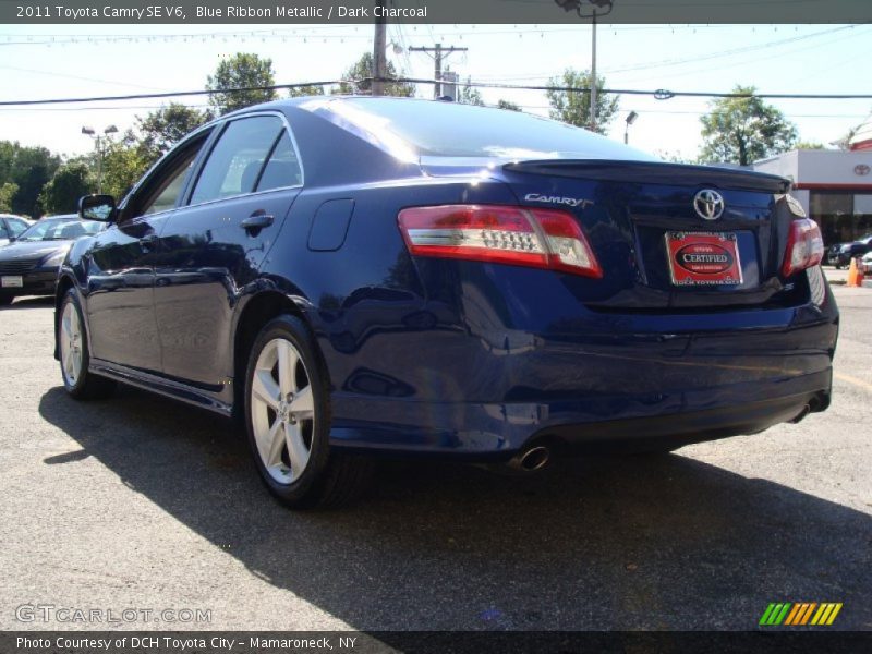 Blue Ribbon Metallic / Dark Charcoal 2011 Toyota Camry SE V6