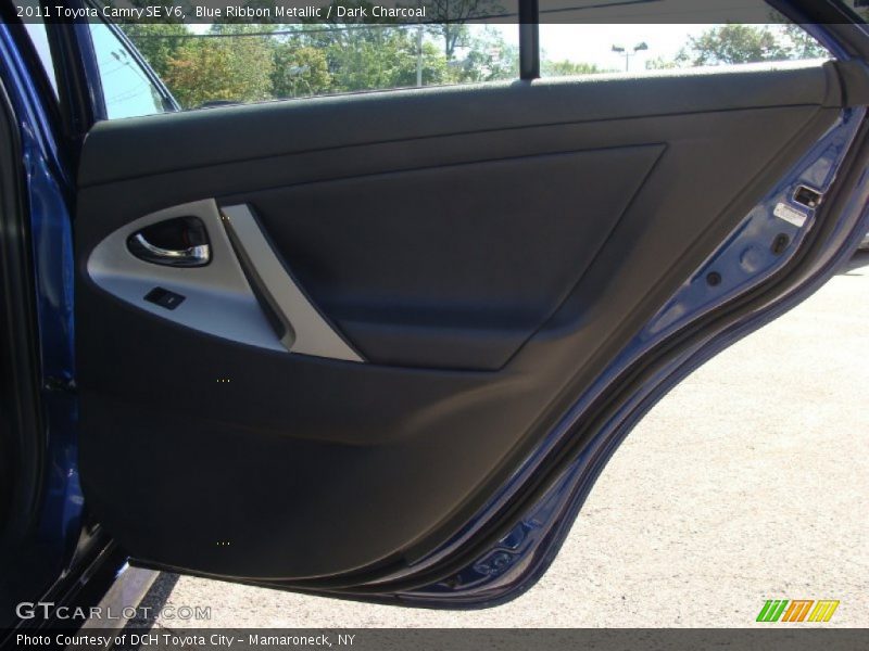 Blue Ribbon Metallic / Dark Charcoal 2011 Toyota Camry SE V6