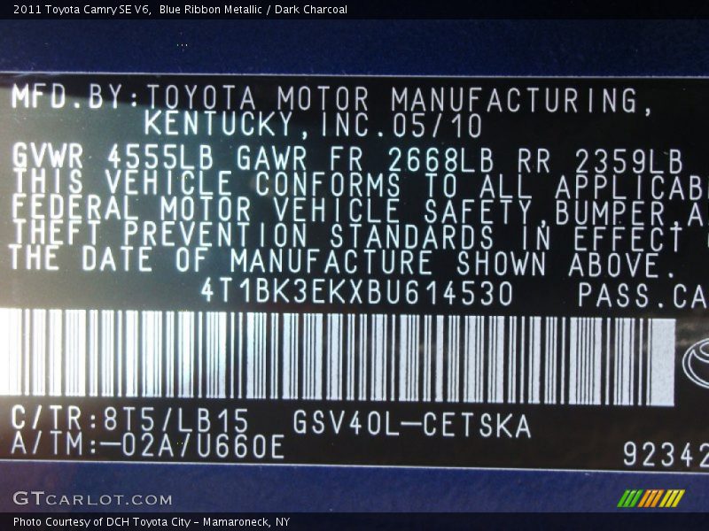 Blue Ribbon Metallic / Dark Charcoal 2011 Toyota Camry SE V6