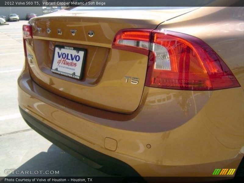 Vibrant Copper Metallic / Soft Beige 2012 Volvo S60 T5