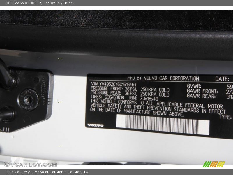Ice White / Beige 2012 Volvo XC90 3.2