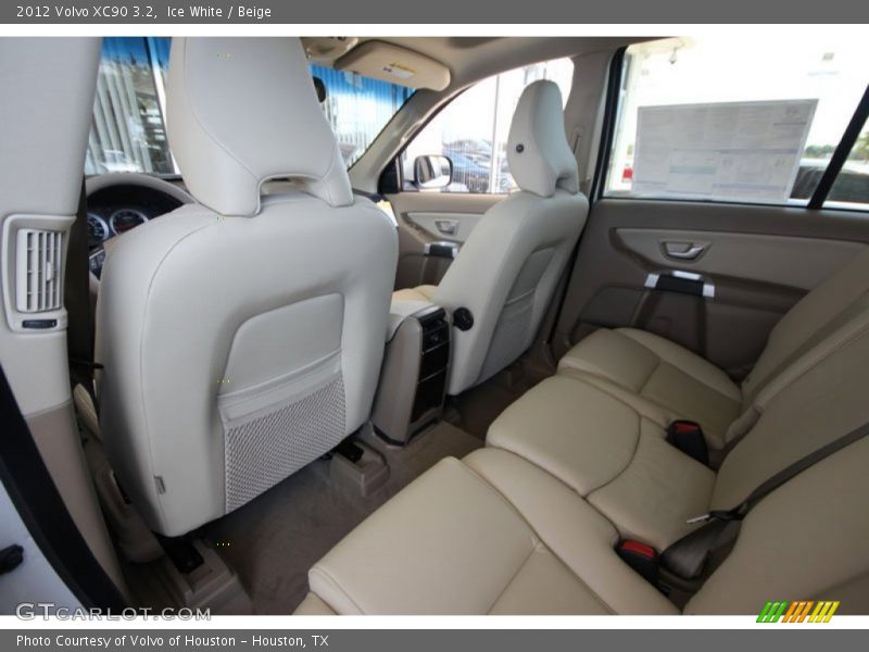 Ice White / Beige 2012 Volvo XC90 3.2